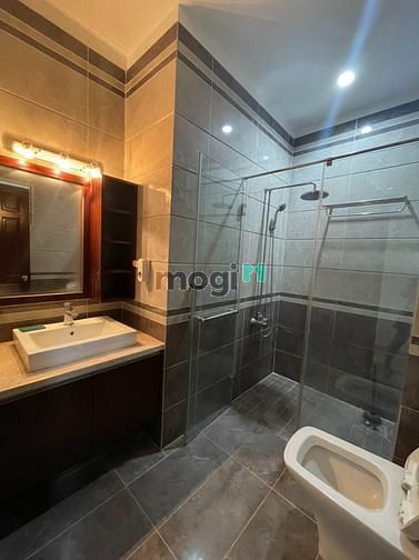 Hình ảnh Nhà cho thuê MT Tên Lửa , 3.5 tấm , có sẵn nội thất , mới đẹp