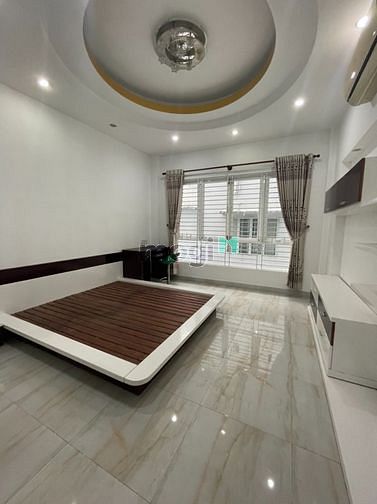 Hình ảnh Nhà cho thuê MT Tên Lửa , 3.5 tấm , có sẵn nội thất , mới đẹp