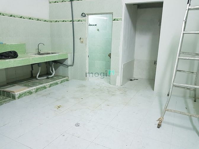 Hình ảnh Cho thuê nhà hẻm xe hơi khuông việt tphcm