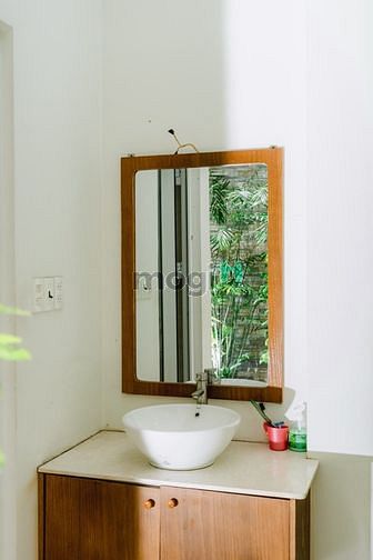Hình ảnh Cho thuê nhà hẻm 8m ngay chợ Phường 10, Quận 10