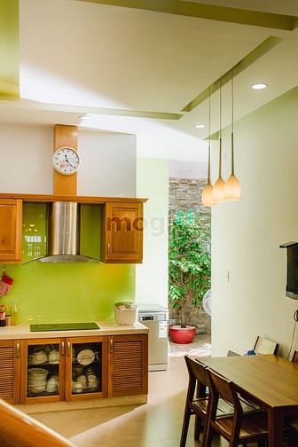 Hình ảnh Cho thuê nhà hẻm 8m ngay chợ Phường 10, Quận 10