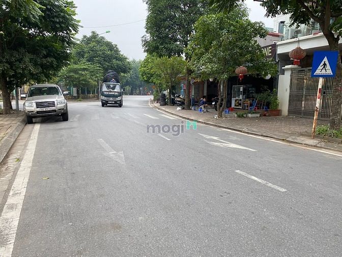 Hình ảnh Bán 110m đất thổ cư mặt phố Việt Hưng, hiện đang cho thuê cửa hàng