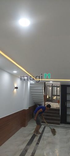 Hình ảnh Bán căn mặt tiền Phạm Vane Chiêu có thang máy 80m2 đất 320m2 sử dụng