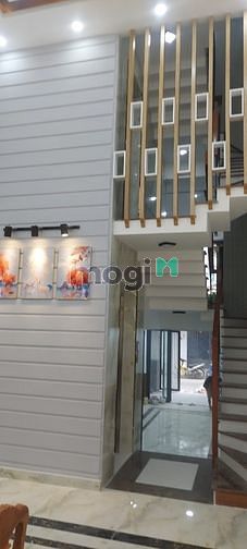 Hình ảnh Bán căn mặt tiền Phạm Vane Chiêu có thang máy 80m2 đất 320m2 sử dụng