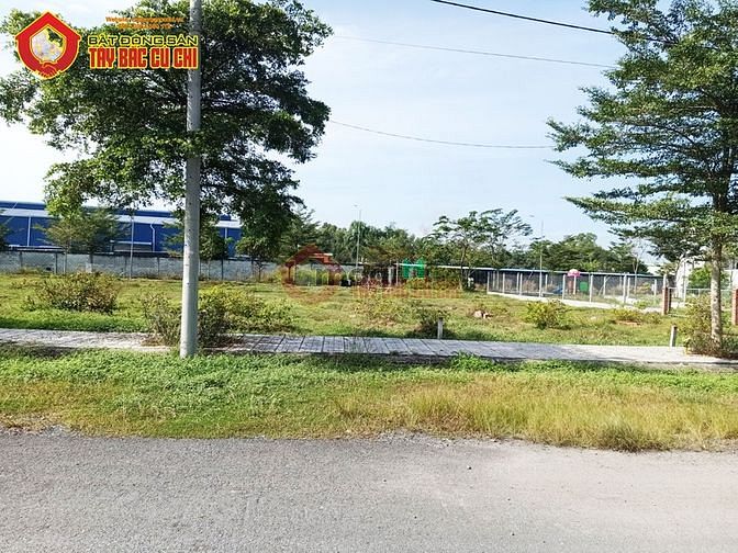 Hình ảnh Bán đất view kênh 1/ Trần Văn Chẩm - 172m2 - 5x34 - 100m2 thổ cư