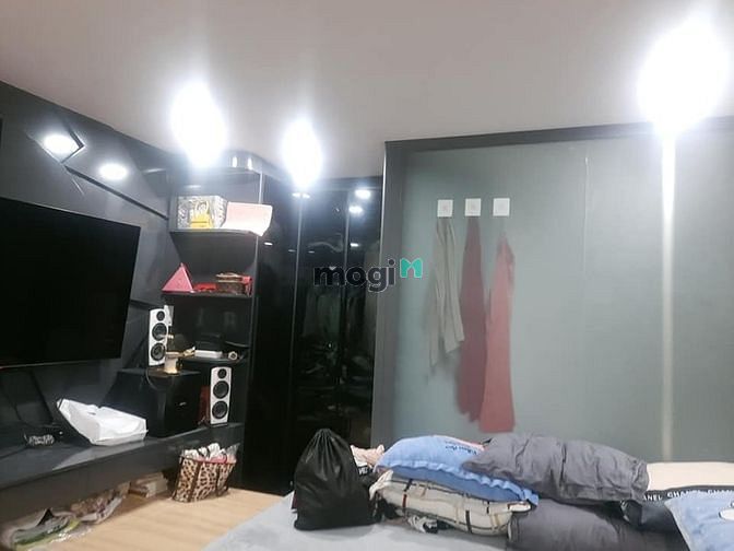 Hình ảnh Ban nhà hxh Phạm Văn Hai P5 Tân Bình 40m2 chỉ 4.6 tỷ.