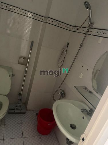 Hình ảnh Nhà hẻm xe hơi Quận 5 giáp Quận 1, Quận 8