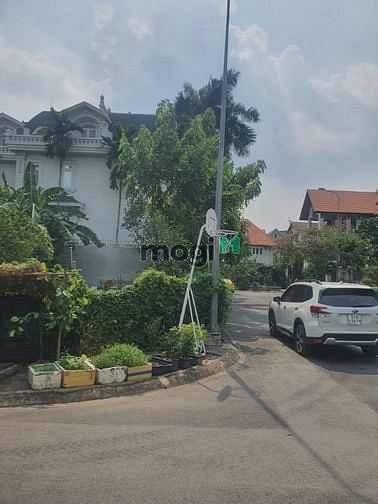 Hình ảnh Bán đất Eden Nguyễn Văn Hưởng Thảo Điền Quận 2 Góc 3 mặt tiền 308m2