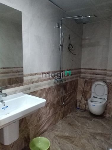 Hình ảnh Cho thuê biệt thự sân vườn Phạm văn đồng 600m2 Nhà mới đẹp