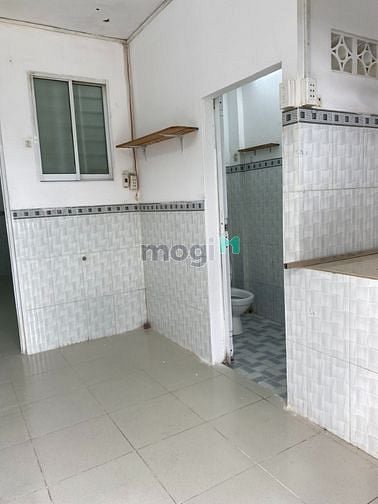 Hình ảnh Cho thuê nhà nguyên căn MT đường nội bộ 12m P8Q8