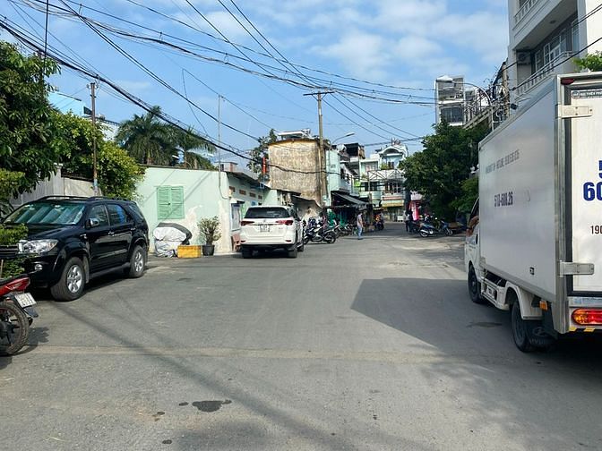 Hình ảnh Cho thuê nhà nguyên căn MT đường nội bộ 12m P8Q8