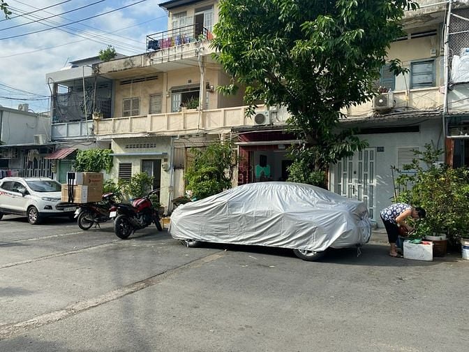 Hình ảnh Cho thuê nhà nguyên căn MT đường nội bộ 12m P8Q8