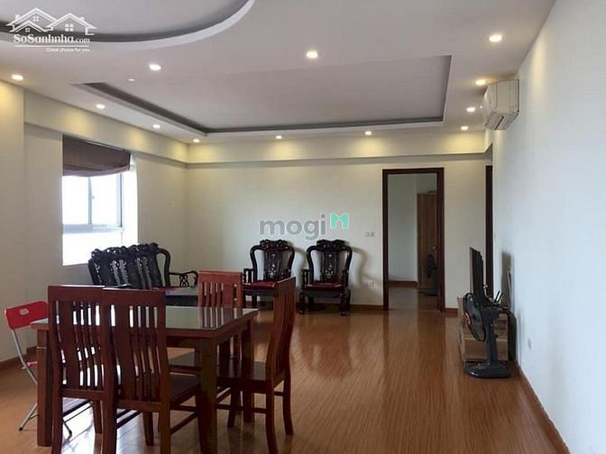 Hình ảnh CHCC CTM Complex 139 Cầu Giấy giá 3.7 tỷ, 118m2, NT đầy đủ