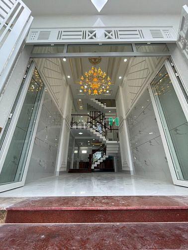 Hình ảnh Bán nhà đường 8m giá 7.7 tỷ / 5 tầng, SHR Tên Lửa,Bình Tân