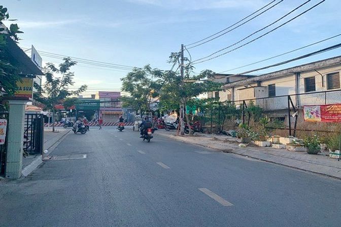 Hình ảnh Lô đất thổ cư MT Lê Thị Chợ 4.5x22m, P. Phú Thuận, Quận 7