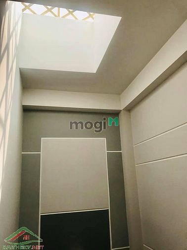 Hình ảnh Mặt tiền phân khúc hiếm - Giáp Phan Xích Long khu đắt đỏ - Thu nhập 20