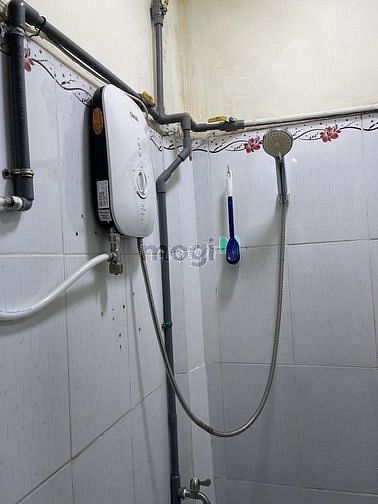 Hình ảnh Cho thuê nhà khu an ninh hẻm xe hơi Phan Văn Trị F2 Q5