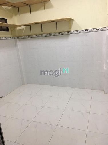 Hình ảnh Cho thuê nhà khu an ninh hẻm xe hơi Phan Văn Trị F2 Q5