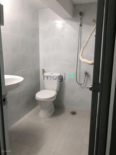 Hình ảnh Cho thuê nhà sạch sẽ hẻm Hoà Hảo 4pn 3wc giá chỉ 14tr