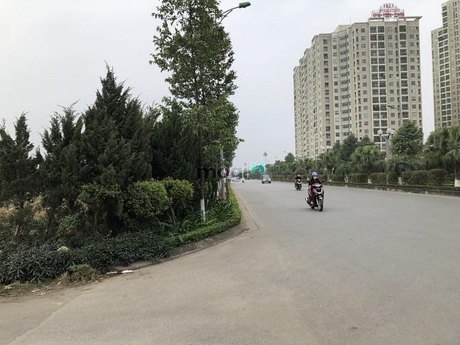 Hình ảnh Bán đất sổ đỏ chính chủ cổng trào Nam An Khánh