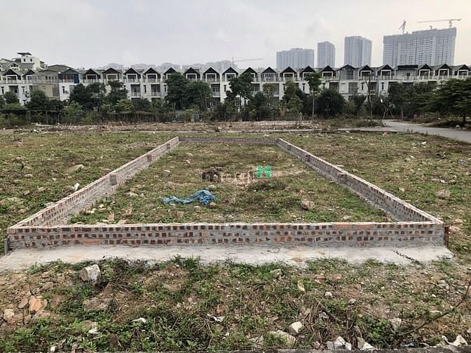 Hình ảnh Bán đất sổ đỏ chính chủ cổng trào Nam An Khánh
