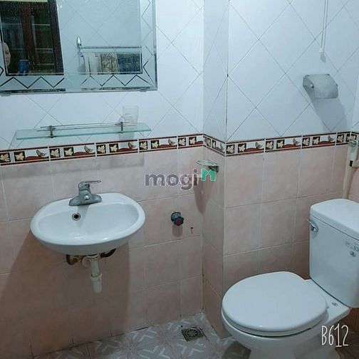 Hình ảnh Cho thuê cc 132 Cầu giấy 45m2, 1 ngủ, 1 khách, điện nước giá dân
