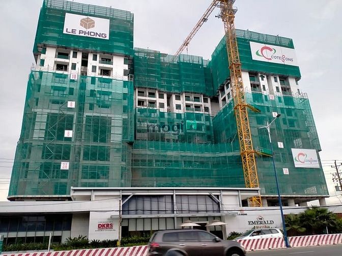 Hình ảnh Bán 2 Trang Chủ MB66.COM / Đăng Ký Tặng 66K SÂN GOFL EMERALD Bình Dương, DT 52 – 72m2 chỉ 1 tỷ/căn