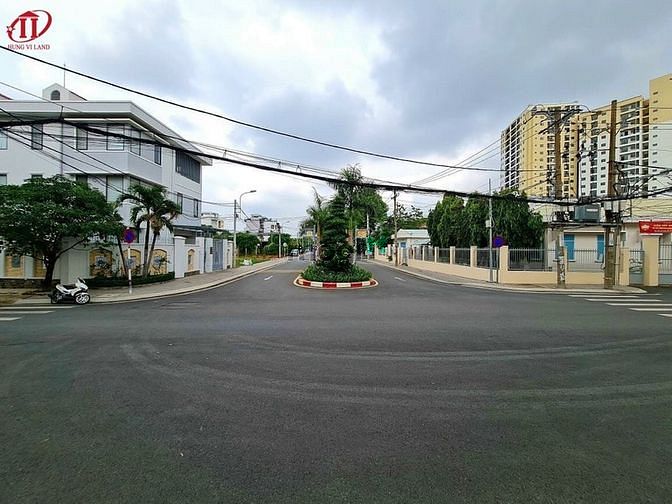 Hình ảnh CTy Hùng Vĩ Land Đất 2MT Ngay UBND Quận 9, DT:230m², Đường 672 10/01