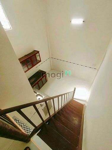 Hình ảnh Bán nhà sổ chung giá rẻ Gần chợ quang thắng