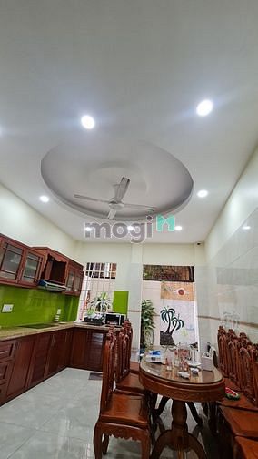 Hình ảnh Bán nhà Mặt tiền Tên Lửa Bình Tân 85m2 chỉ nhỉnh 10 tỷ.TL