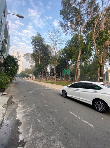 Hình ảnh Đất biệt thự góc 2MT đường 31 khu Tên Lửa, 8x20m, giá 16.5 tỷ.