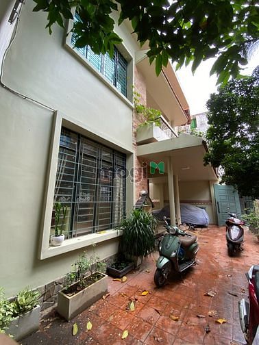 Hình ảnh Cho thuê Biệt thự 16.5X18 đường Nguyễn Thái Bình, P. 12, Tân Bình