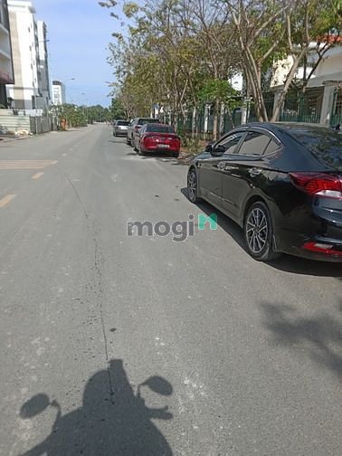 Hình ảnh Cho thuê mặt bằng kho Quận 2, 160m2, (20tr/tháng)
