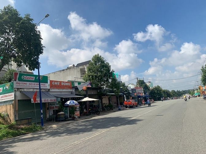 Hình ảnh Sang dãy trọ 300m2,khu dân cư,8p và 2 nhà.SHR