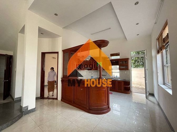 Hình ảnh VILLA sân vườn xinh lung linh TT THẢO ĐIỀN 250M2