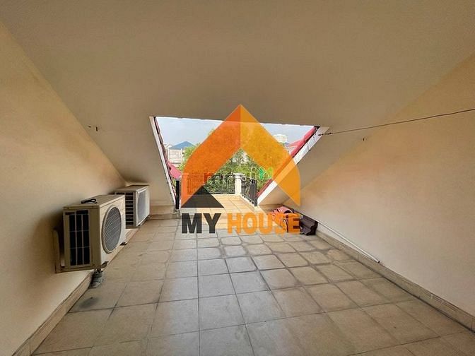 Hình ảnh VILLA sân vườn xinh lung linh TT THẢO ĐIỀN 250M2