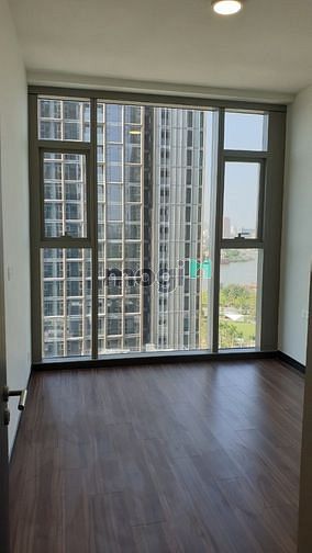 Hình ảnh Nhanh tay chọn em-Giá quá tốt-CH 3PN-NTCB Empire City chỉ 1800 bao phí
