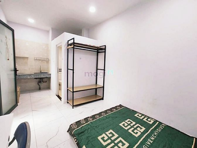 Hình ảnh Phòng Ban Công Quận Tân Phú, Máy Lạnh, Giờ giấc tự do