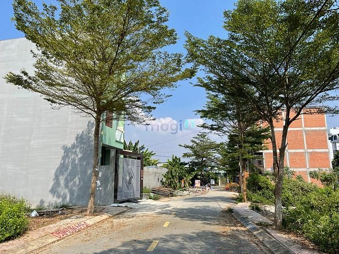 Hình ảnh Đất ngay chợ Long Phước, Dt đất 4x12.8m, Đường 8m có vỉa hè cây xanh