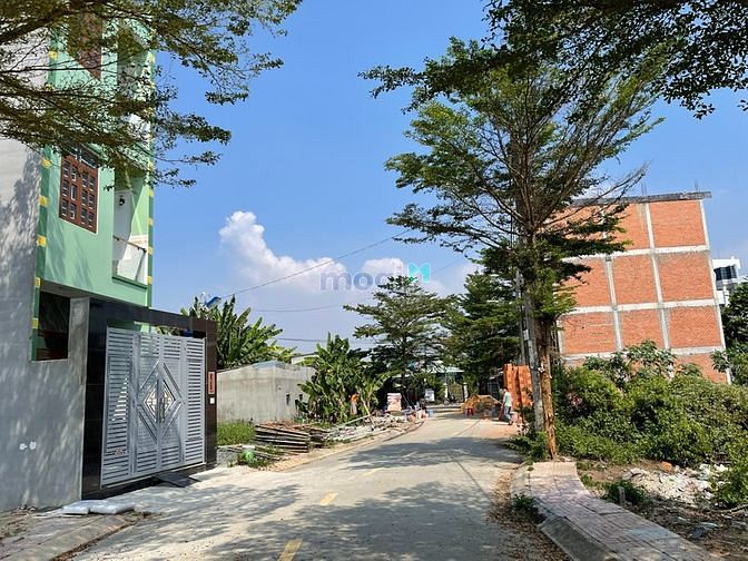 Hình ảnh Đất ngay chợ Long Phước, Dt đất 4x12.8m, Đường 8m có vỉa hè cây xanh