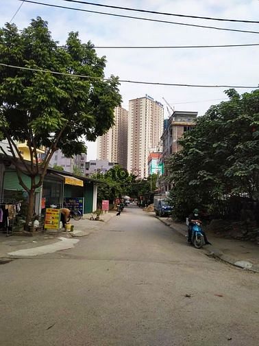 Hình ảnh Bán đất Lai Xá, phân lô, ô tô tránh, vào nhà. 72m2