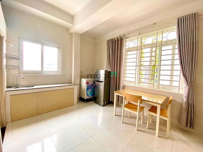 Hình ảnh Studio rộng thoáng có máy giặt riêng mặt tiền đường 77 Tân Quy