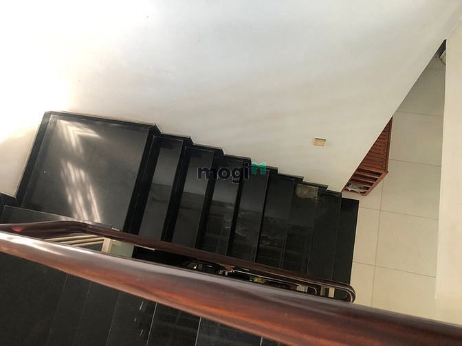 Hình ảnh Biệt Thự Sân Vườn KDC Bình Phú Gần Metro P.11 Q.6