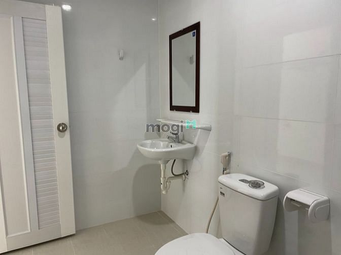Hình ảnh Cho thuê Topaz Quận 8, 2 phòng ngủ, nhà trống