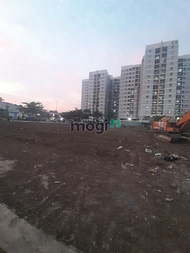 Hình ảnh Lô đất CĂN GÓC 2 MẶT TIỀN Lê Văn Việt, VỊ TRÍ ĐẸP 8x20m