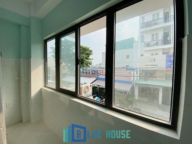 Hình ảnh Studio_ Cửa sổ mặt tiền lớn_ Thơm phức mùi sơn_ Gần Vườn Lài