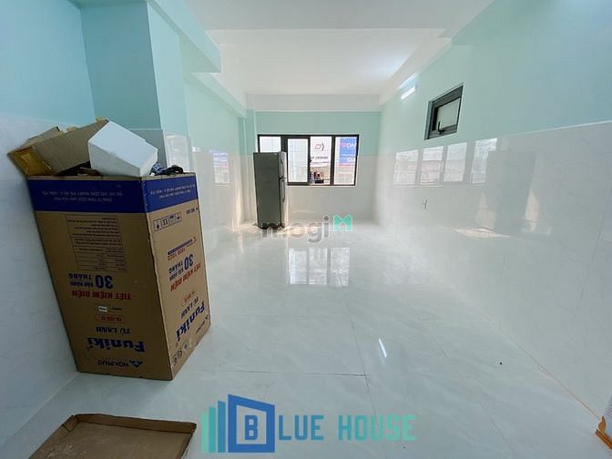 Hình ảnh Studio_ Cửa sổ mặt tiền lớn_ Thơm phức mùi sơn_ Gần Vườn Lài