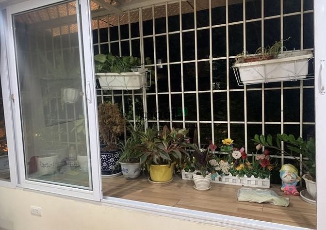 Hình ảnh Bán nhà tt d7 trung tự đống đa 3 tỷ 80m sđcc