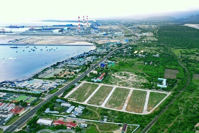 Hình ảnh Bán đất BÌNH THUẬN, đất nền nhìn thẳng BIỂN, mặt tiền QL1A, QUÁ ĐẸP