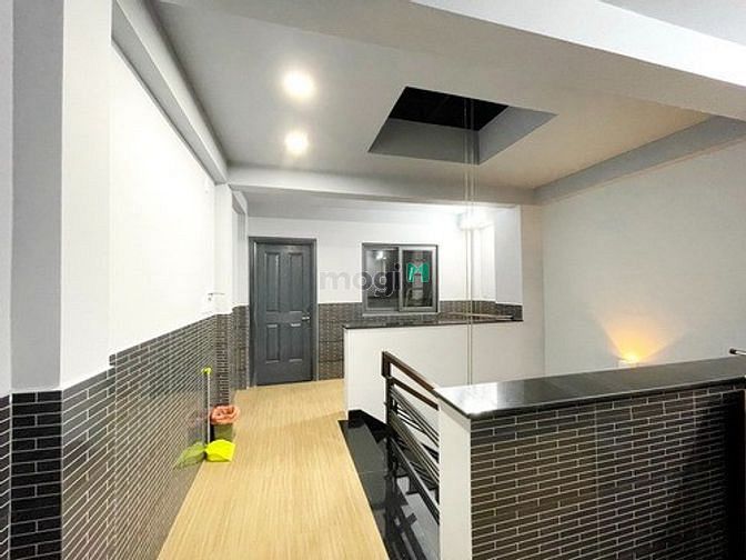 Hình ảnh Bán nhà 2 Lầu ST , Hẽm xe hơi đường Trần Xuân Soạn ,P.TH ,Quận 7